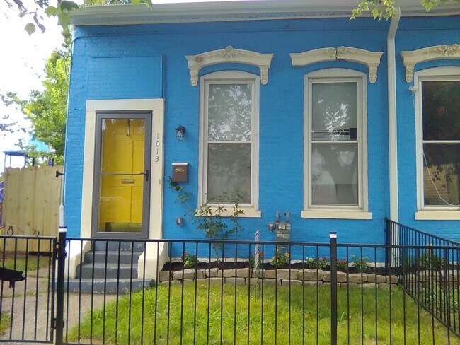 Primary Photo - 1013 Franklin St