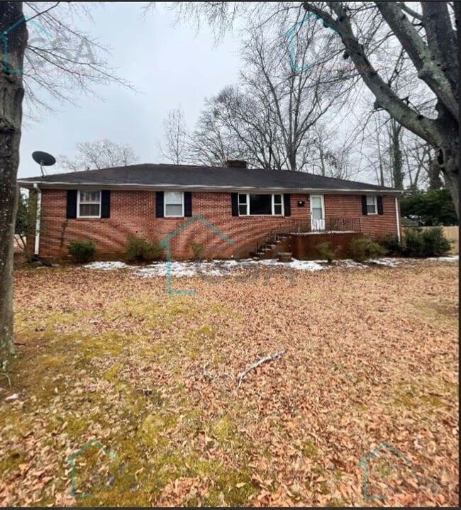 Building Photo - Two Bedroom Two Bath