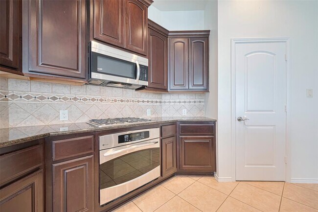 Building Photo - 13315 Peach Orchard Ln
