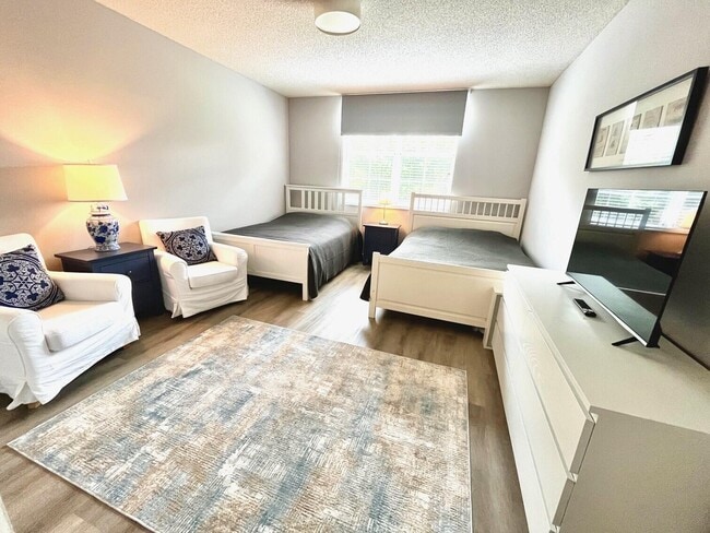 Building Photo - 11770 St Andrews Place