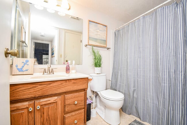 Building Photo - 2904 W 33rd St