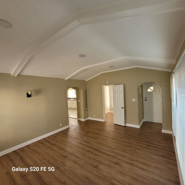 Building Photo - 1424 Orizaba Ave