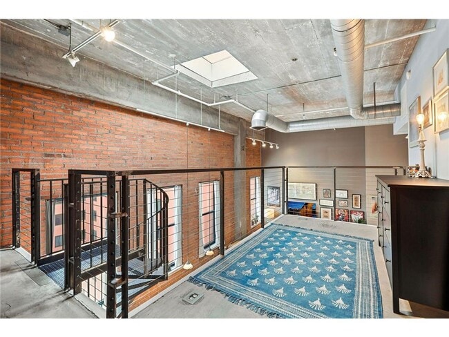 Building Photo - 250 Park Ave