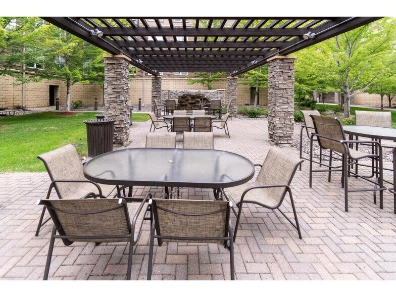 barbeque and patio - 13580 Technology Dr