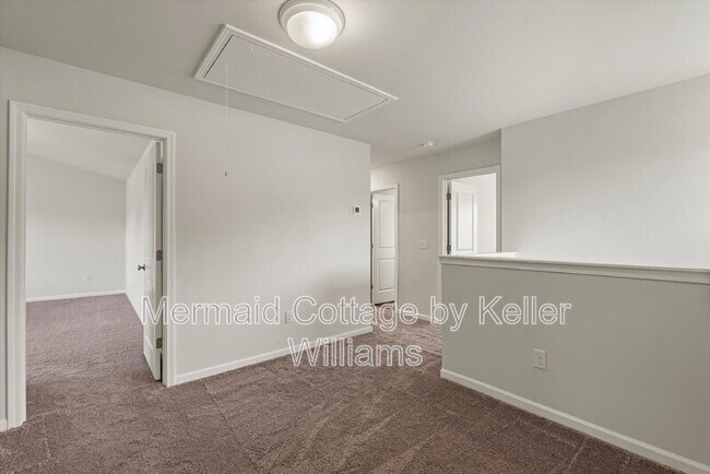 Building Photo - 46 Cedarwood St