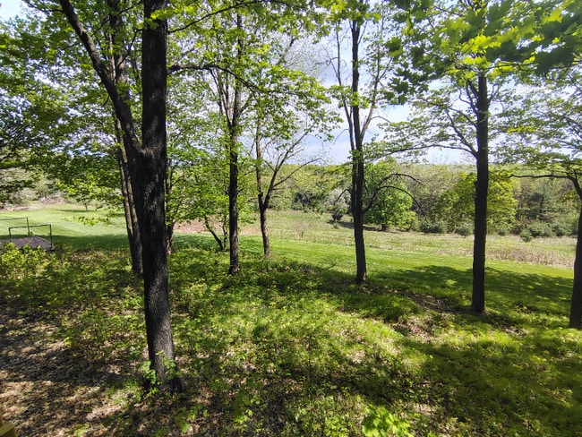 Building Photo - 156051 Restlawn Rd