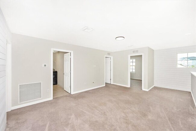 Building Photo - 6539 Kenava Lp