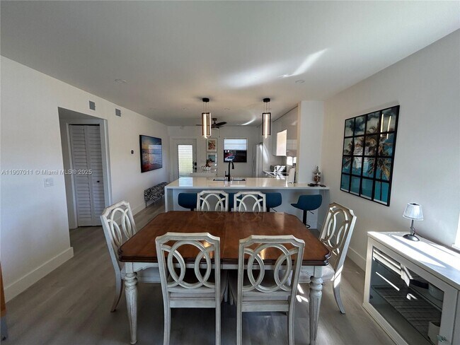 Building Photo - 200 Berkley Rd