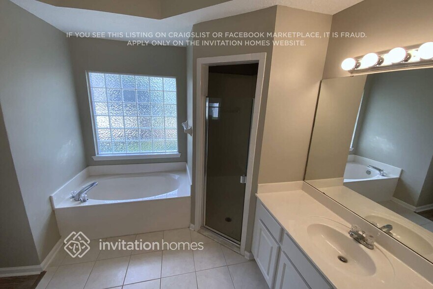 Building Photo - 209 Crooked Ct
