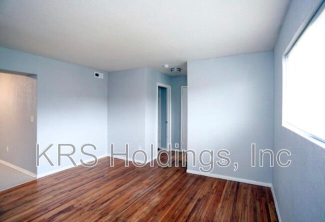 Building Photo - 4247 Orcutt Ave