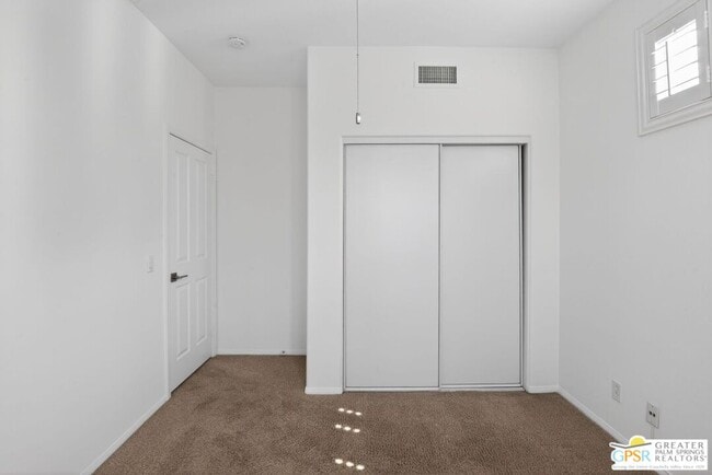 Building Photo - 2930 Hogan Pl