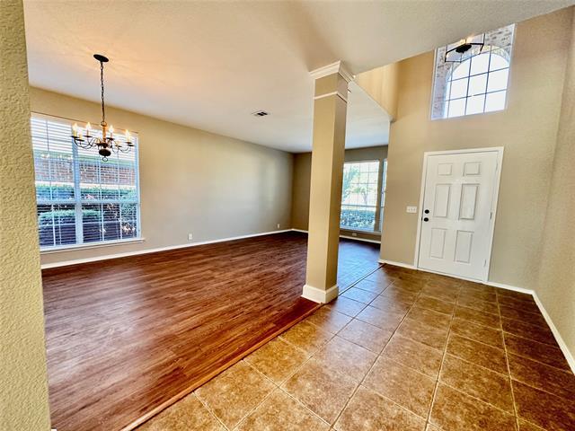 Building Photo - 4512 Vista Meadows Dr