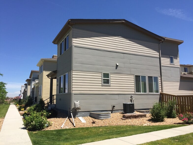 Building Photo - 9627 Dunning Cir