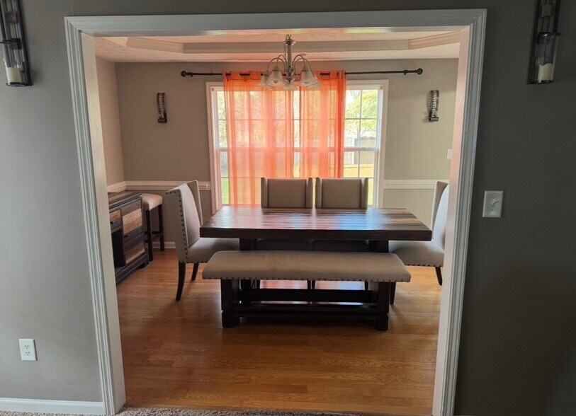 Building Photo - 6010 Pink Dr