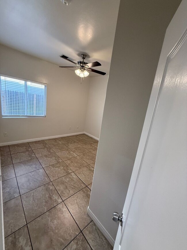Building Photo - 2623 Bagwell Ct