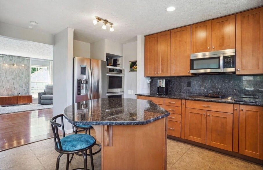 Building Photo - 9126 Ellersly Dr