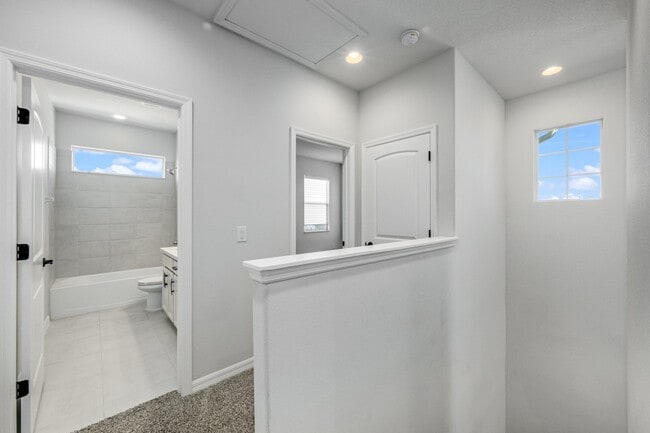 Building Photo - Beautiful home in Sierra Cove