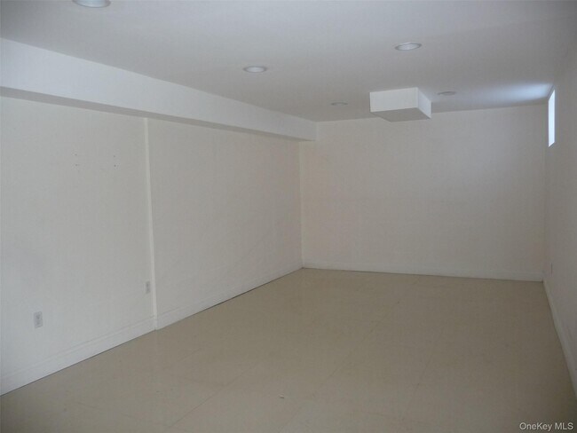 Building Photo - 49 Lane Gate Rd