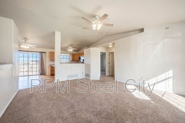 Building Photo - 265 N Paramount Ln