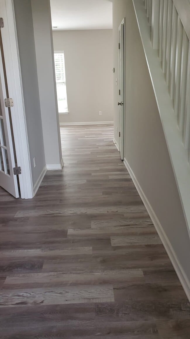 Building Photo - 5609 David Christian Pl