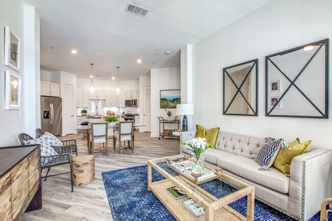 Building Photo - Quiet Luxury Near Lake Houston - 1 Month F...