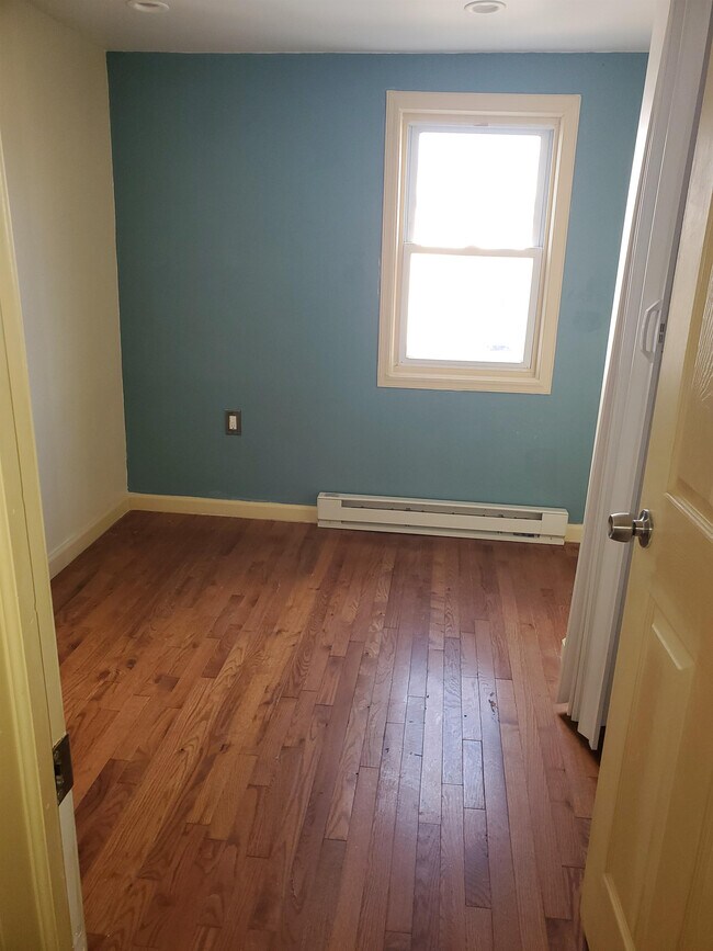 Building Photo - 2146 N Reese St