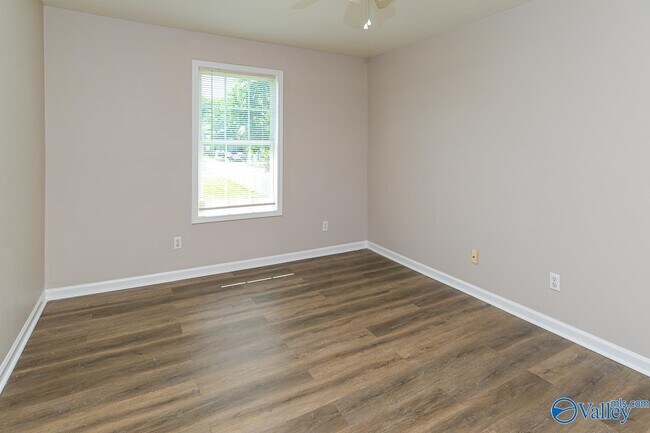 Building Photo - 4114 Triana Blvd SW