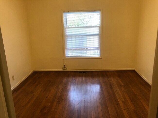Building Photo - 1498 Addison St