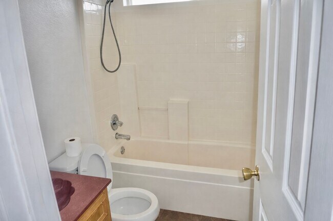 Building Photo - AVAILABLE SOON!