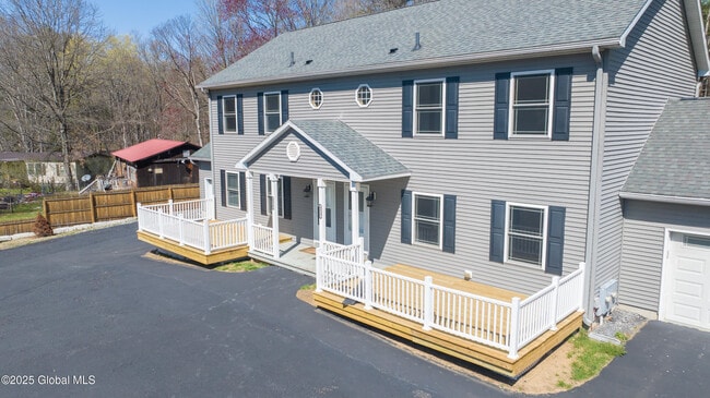 Building Photo - 4819 NY-50