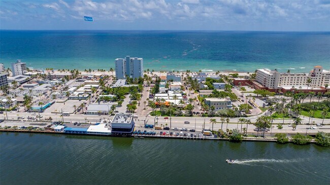 Building Photo - 311 N Surf Rd