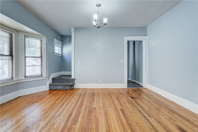 Building Photo - 590 Garson Ave