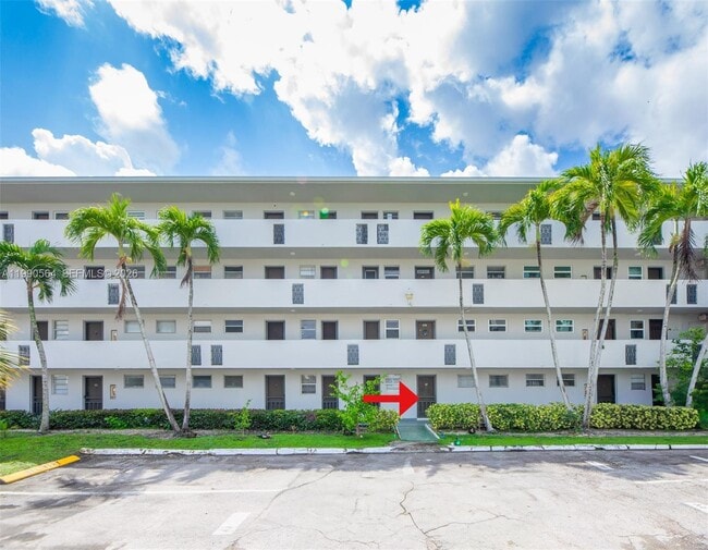 Building Photo - 1680 NE 191st St