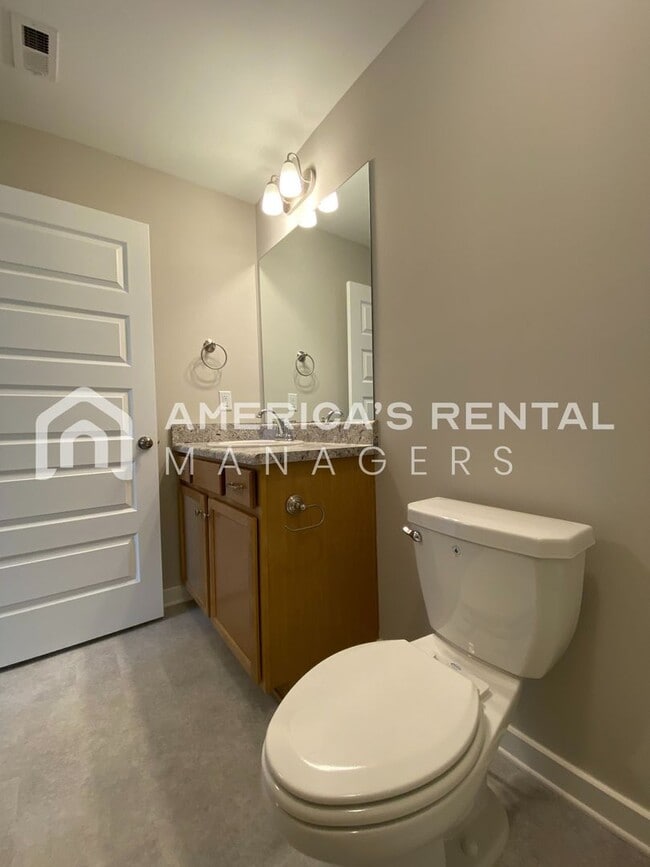 Building Photo - MOVE IN SPECIAL!!! - Wonderful Home for Rent in Talladega, AL... Available to View Now!!! - Sign ...