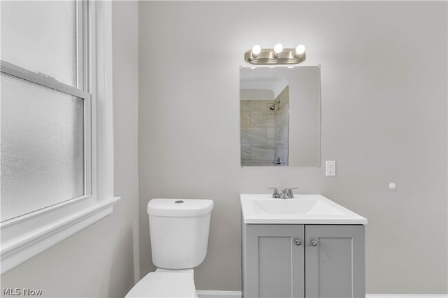 Building Photo - 3802 Park Dr