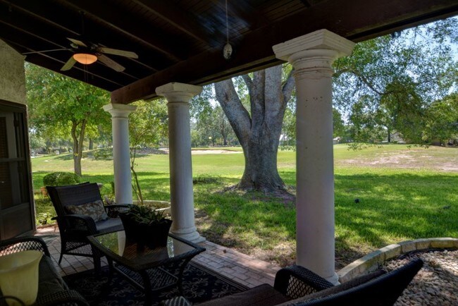 Building Photo - 2629 Calle Del Roble