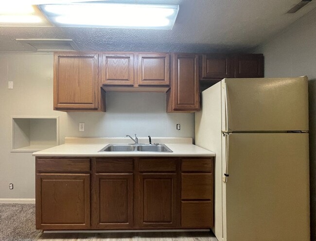 Building Photo - Yorktown School District