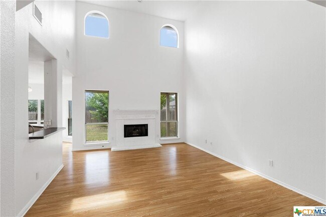 Building Photo - 156 Pecanwood S