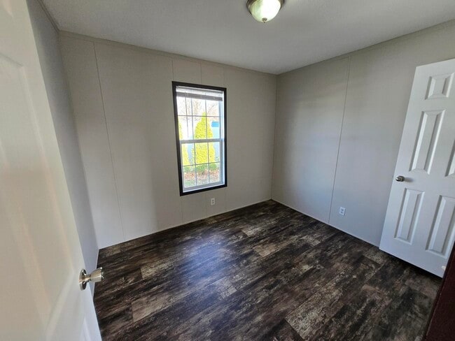 Building Photo - 6045 Frederick St