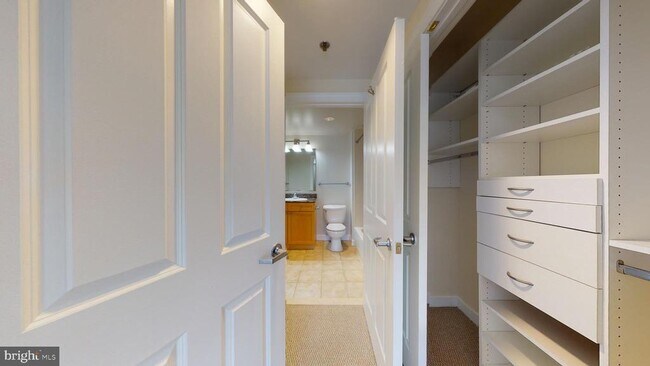 Building Photo - 777 7th St NW