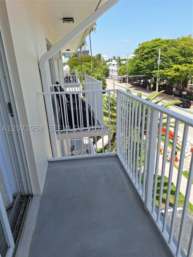 Building Photo - 1420 Pennsylvania Ave