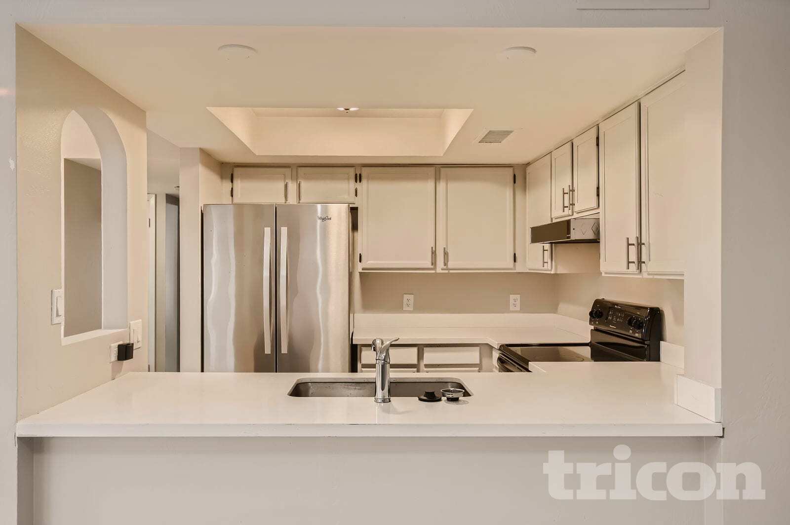 Building Photo - 2455 E Broadway Rd