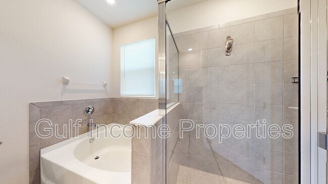 Building Photo - 10508 Chippewa Dr