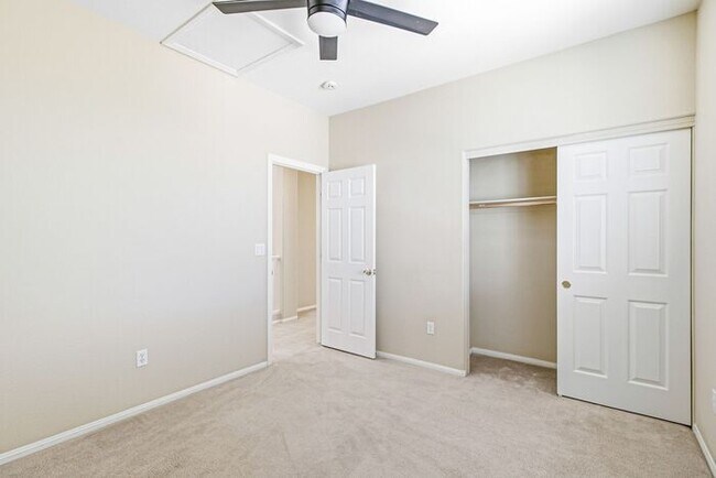 Building Photo - Spacious Mountains Edge Home with 4 Bedrooms & 2-Car Garage