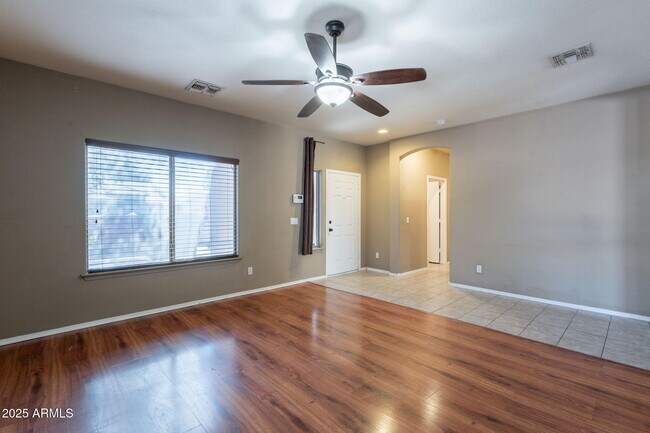 Building Photo - 11820 W Cambridge Ave