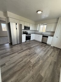 Building Photo - 6233 43rd St SW