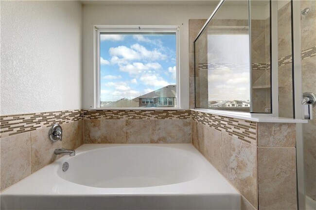 Building Photo - 7929 Arezzo Dr