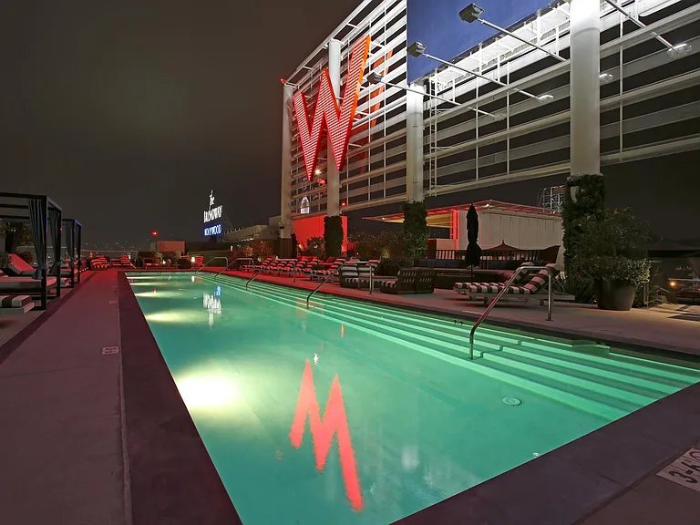Building Photo - 6250 Hollywood Blvd