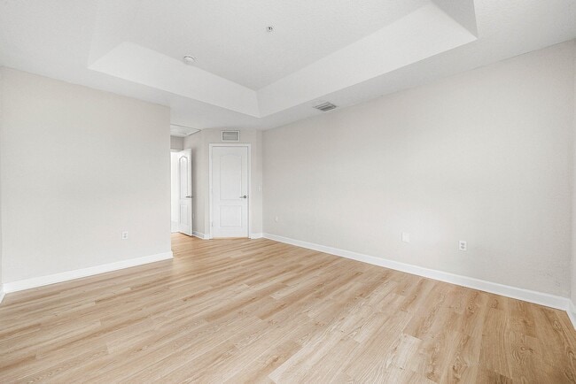 Building Photo - 1008 Shoma Dr