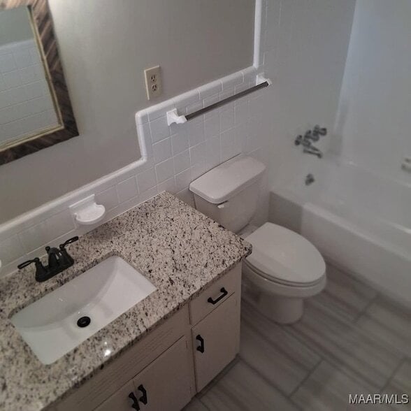 Building Photo - 3733 Royal Crest Dr
